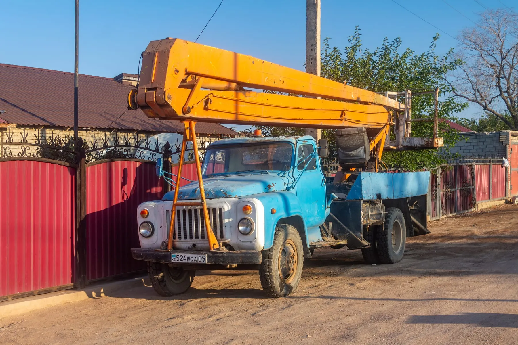Автовышка на шасси ГАЗ-53-12, Балхаш (Казахстан)