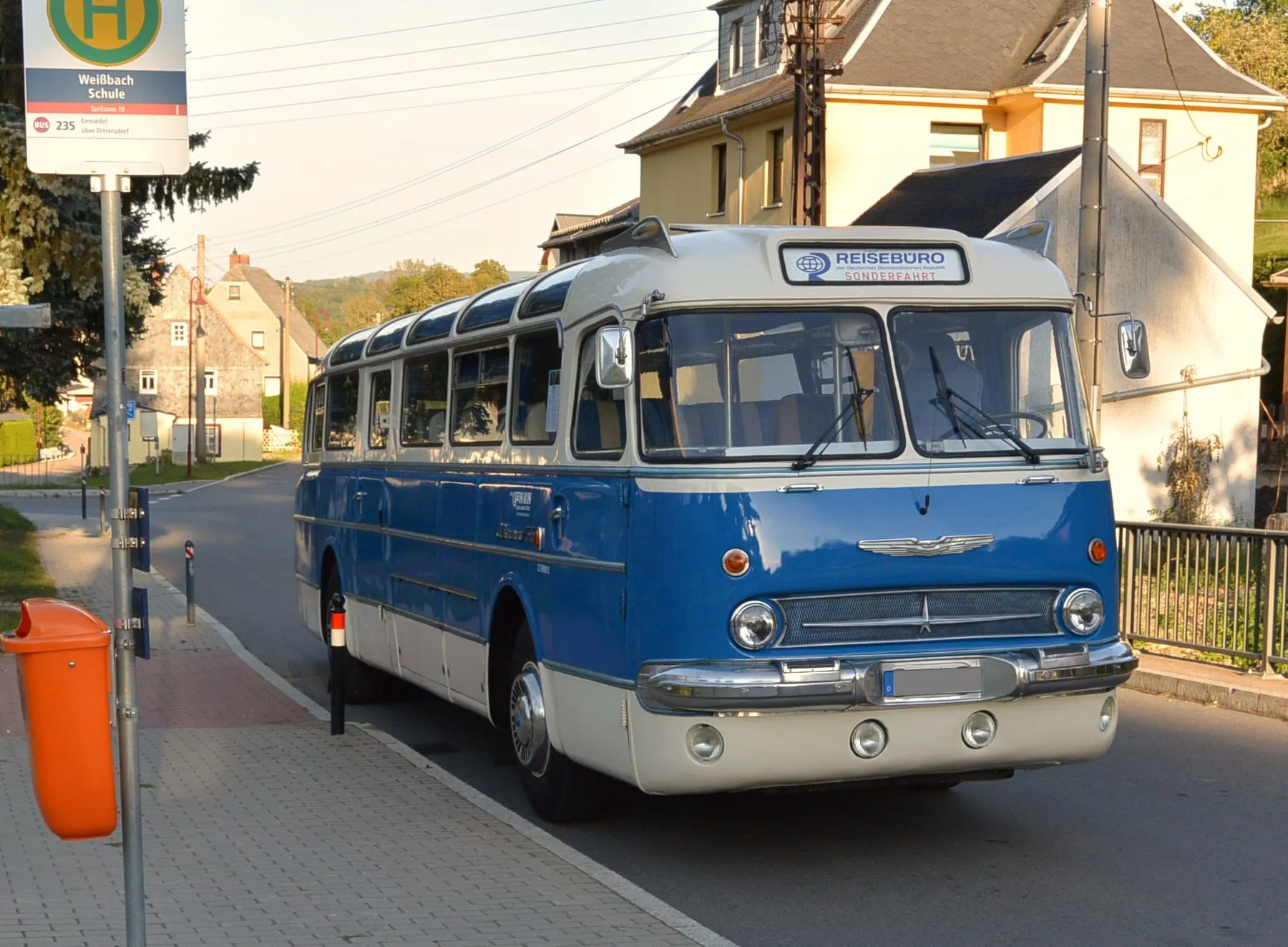 Ikarus 55 на заказном рейсе в саксонском Вайсбахе, 2023 год