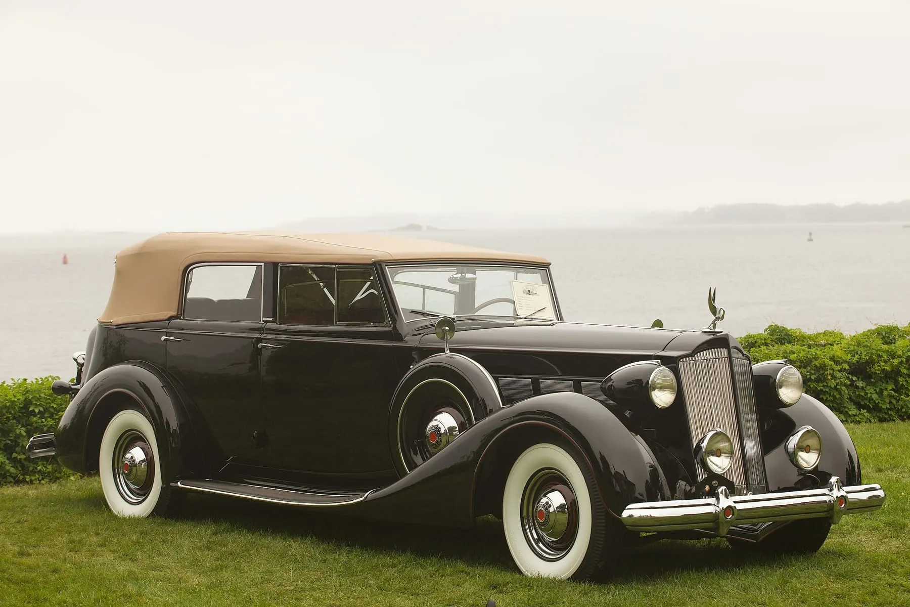 Кабриолет Packard 1502 Super Eight 1937 года