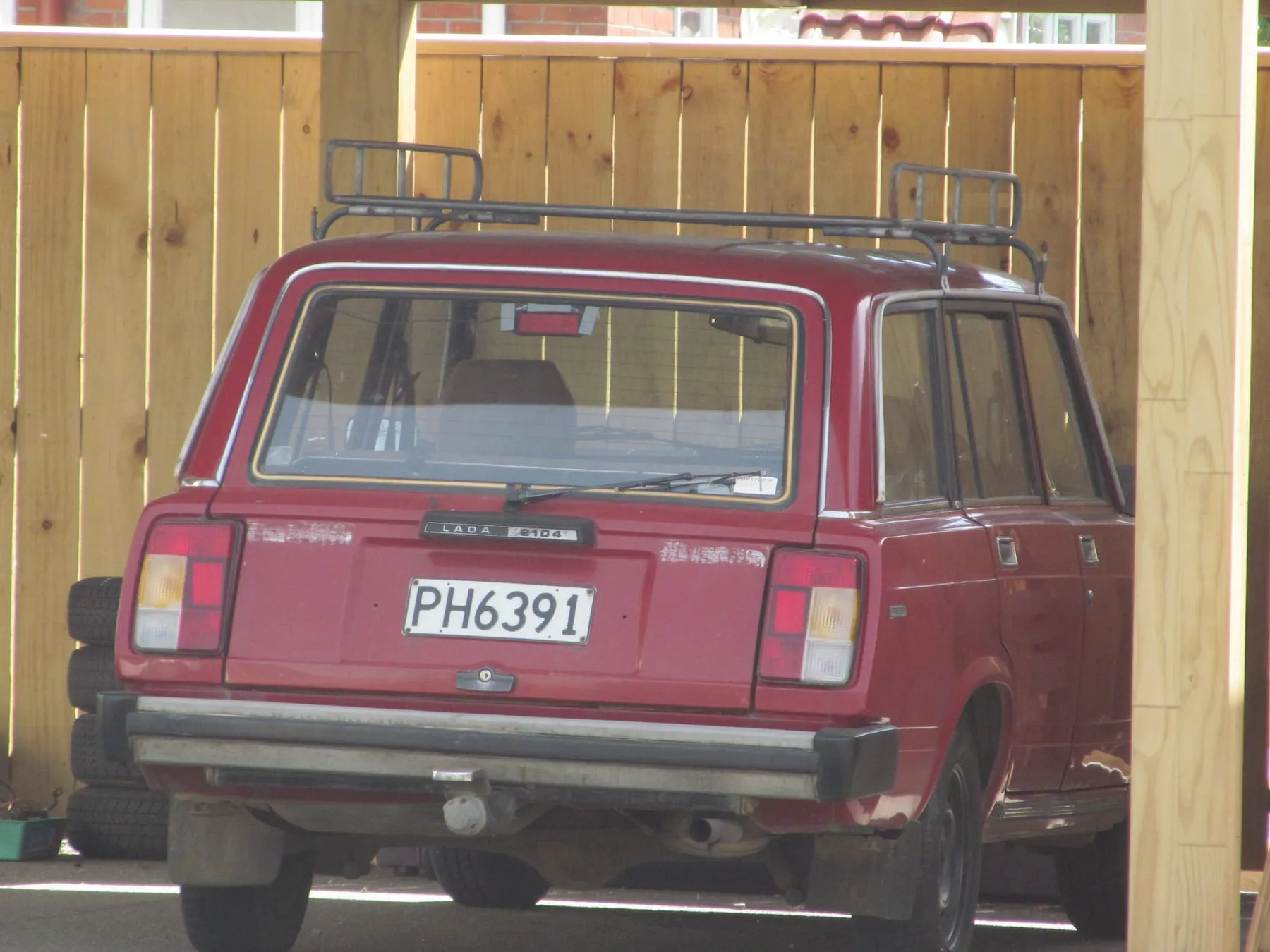 Экспортная Lada 2104 Estate 1990 года выпуска