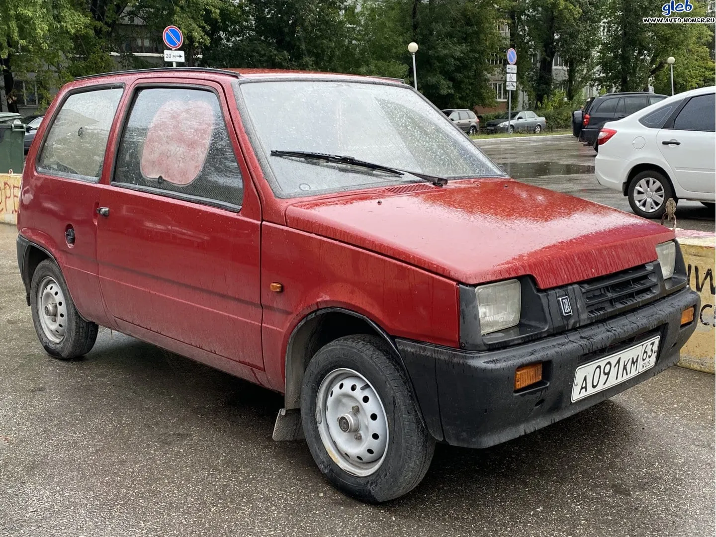 «Ока» 1994 года выпуска, вид спереди