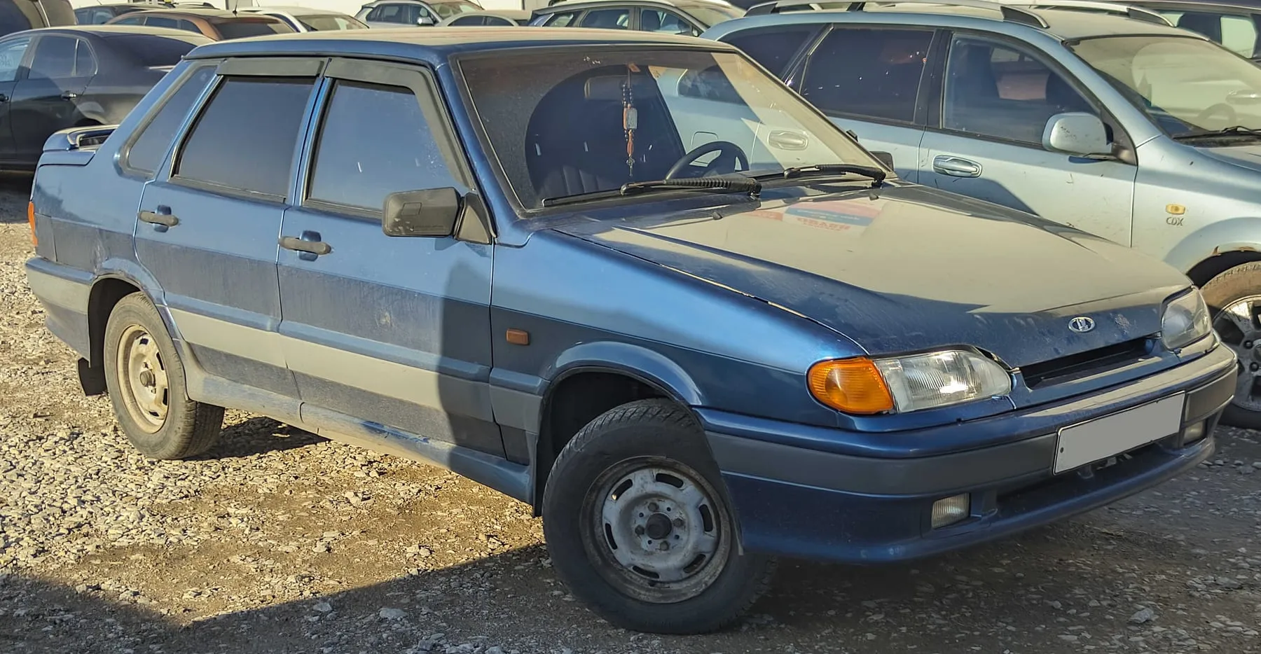 ВАЗ-21150 выпуска 2004 года, вид спереди