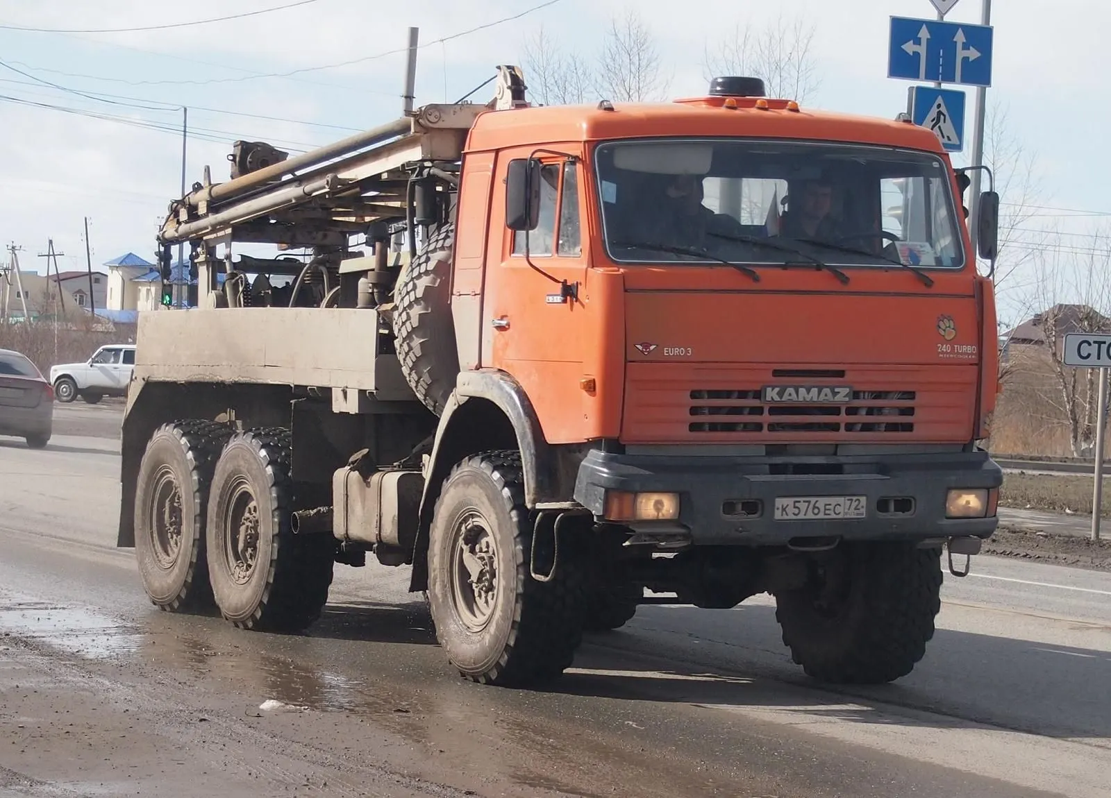 Буровая установка ПБУ-2 на шасси КамАЗ-43114, Тюмень, 2014 год