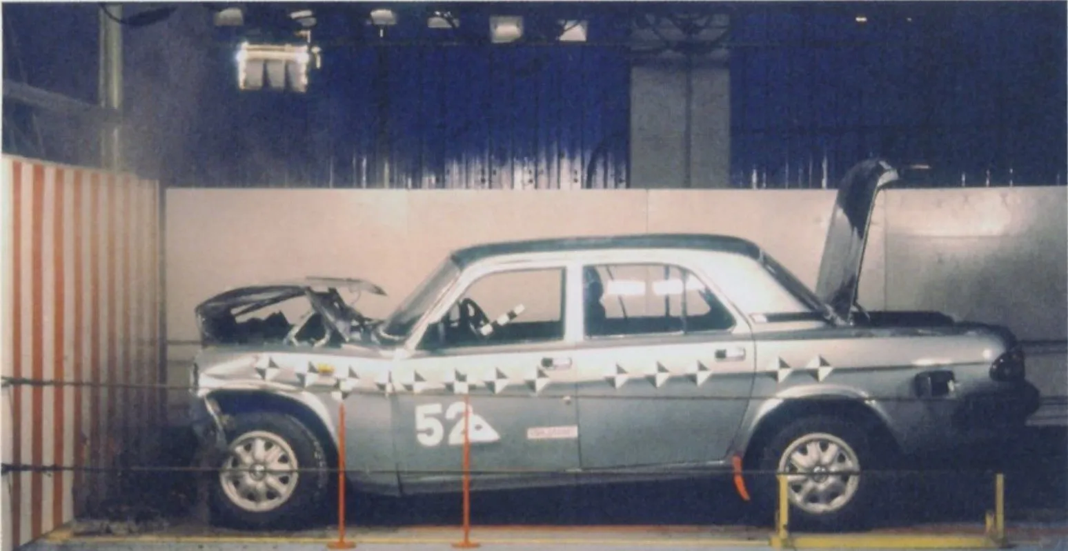Краш-тест ГАЗ-3110 на автополигоне НАМИ в Дмитрове