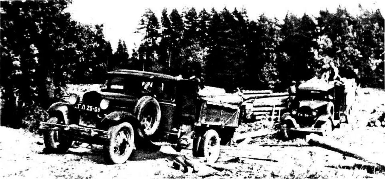 ГАЗ-42 на вывозке леса из леспромхоза, 1940 год