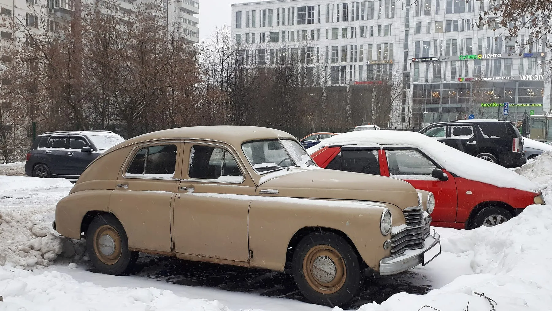 ГАЗ-М-20, вид сбоку: кузов типа фастбэк