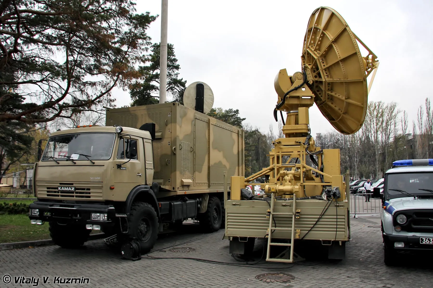 Мобильный комплекс связи «Тритон» на шасси КамАЗ-43118, выставка «Интерполитех-2010»