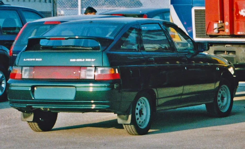 Lada 112 1.6 GLi 16V, вид сзади. Корфу
