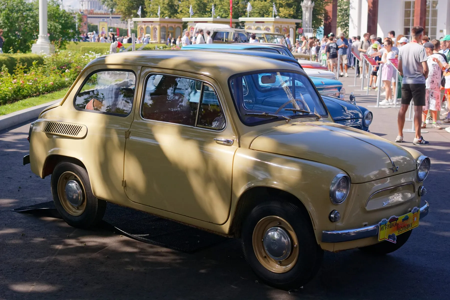 «Запорожцы» на московском автошоу