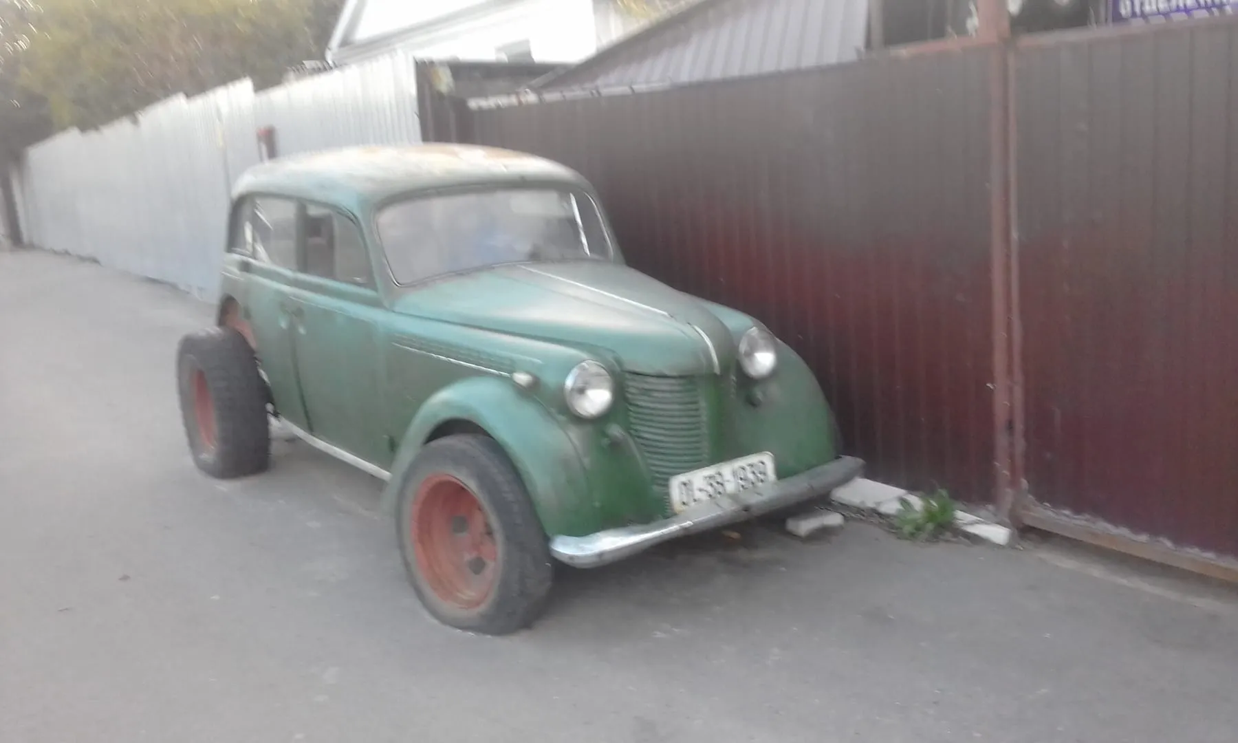 Opel Kadett K38 сзади: тот же кузов, который в Москве пришлось воссоздавать по образцам