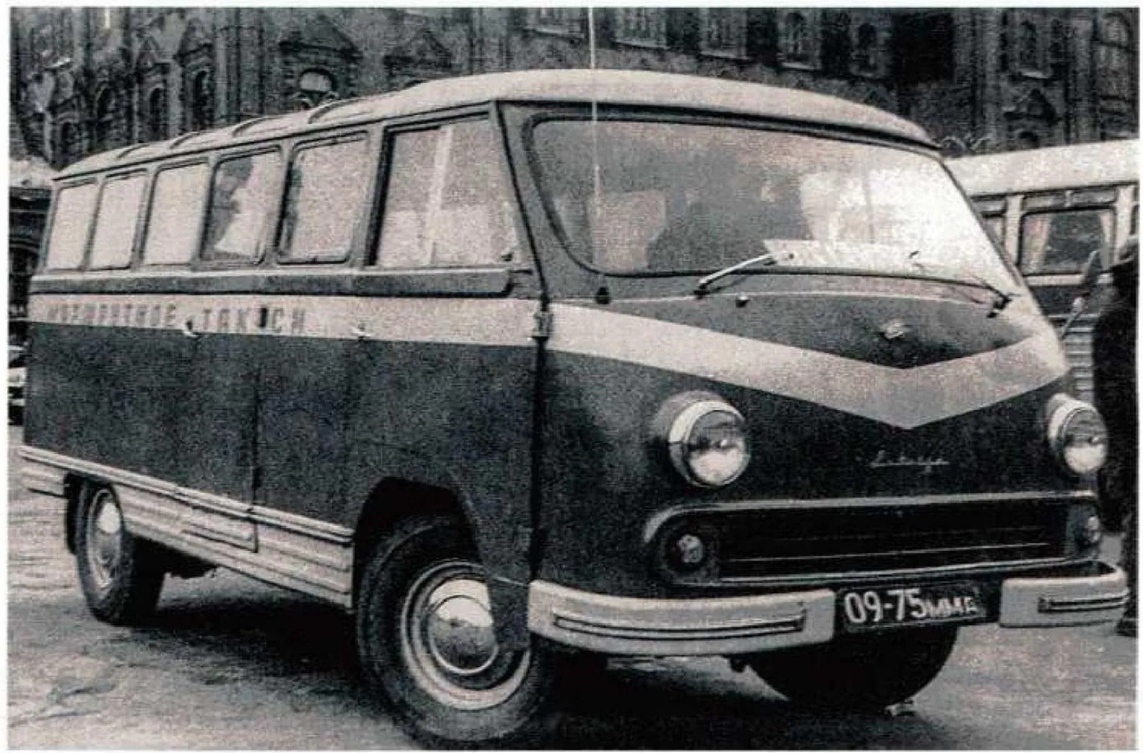 РАФ-977Д — маршрутное такси в Москве