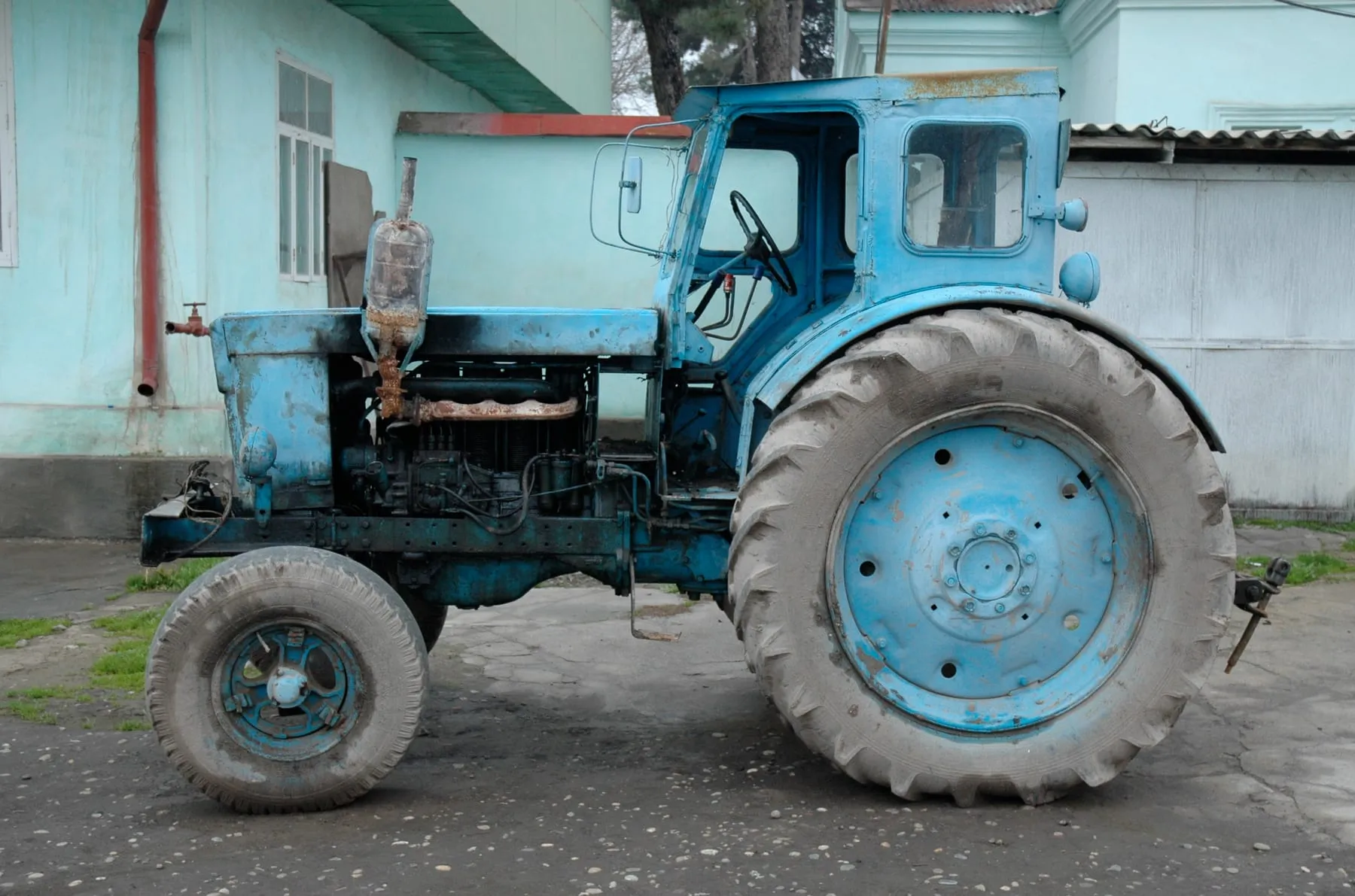 Т-40 в Курган-Тюбе, Таджикистан: вид с другой стороны